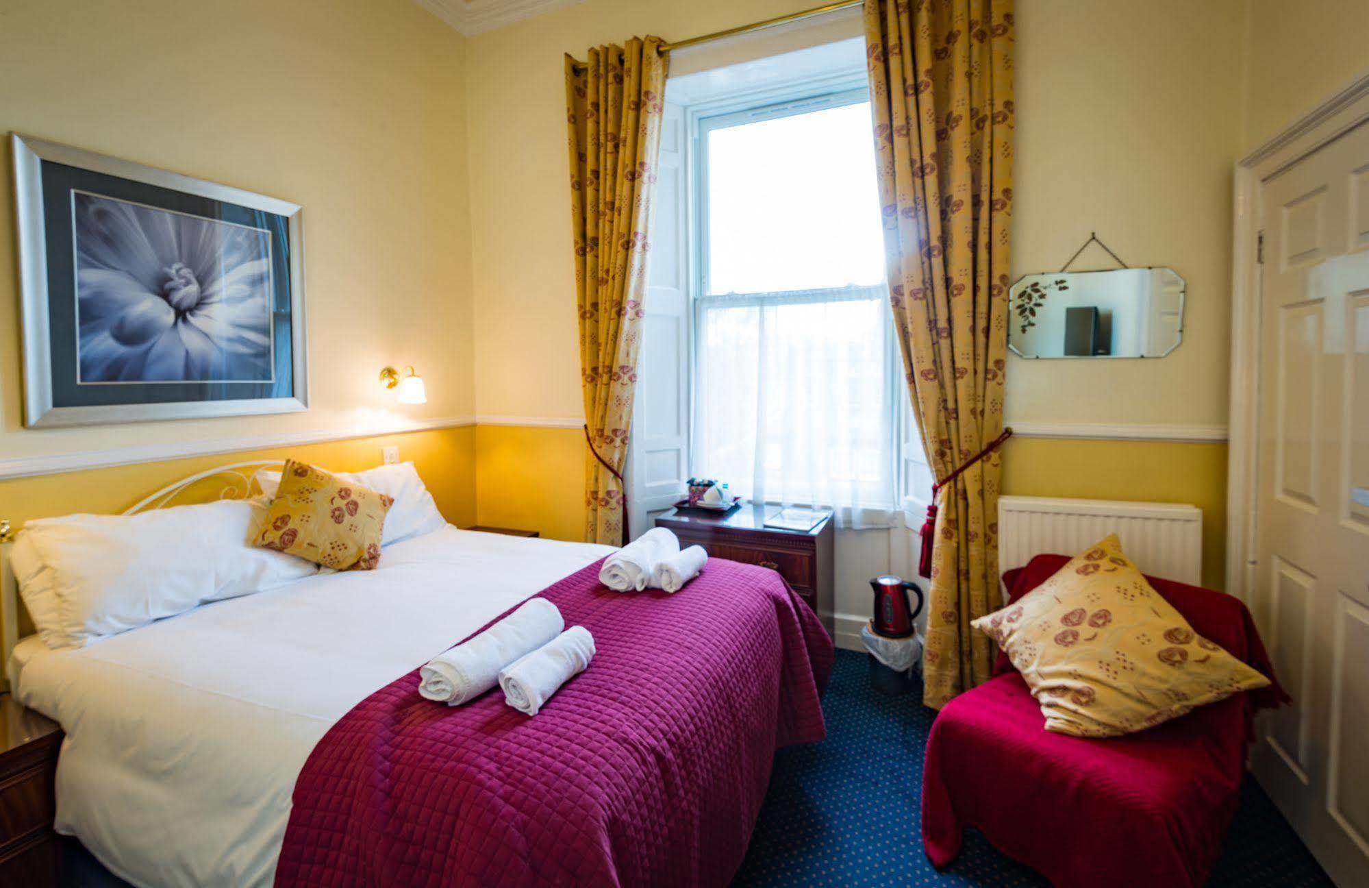 Strathallan Guest House EDI Buitenkant foto